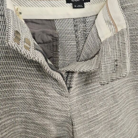 Loft Shorts Womens Size 14 Gray Cotton Blend Chino Shorts Mid Rise Pockets - Picture 3 of 6